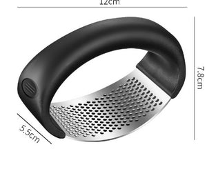 Stainless Steel Garlic Press – Manual Garlic Masher Tool with Non-Slip Handle | Easy to Clean, Rust-Resistant Kitchen Gadget